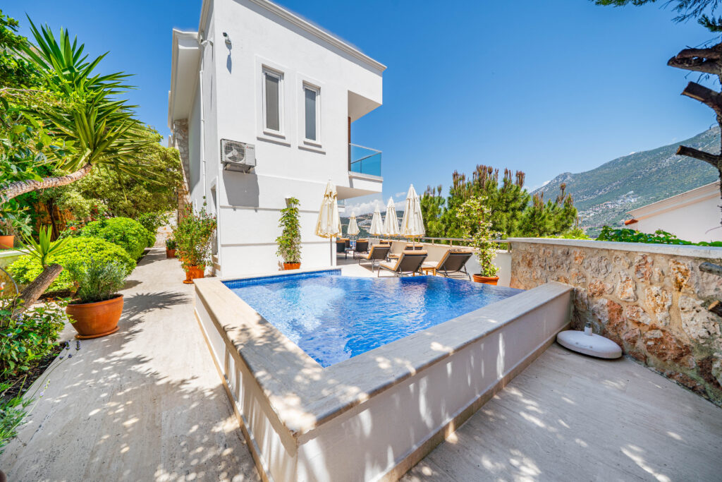 Considering a villa stay in Kışla