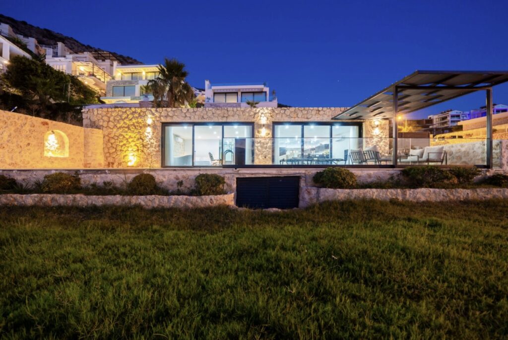 Villa NANA
